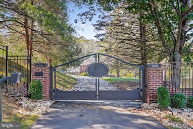 7652 Greendell Ln, Highland, MD 20777 - photo 2