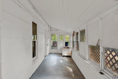 15644 94 Rd, Hoyt, KS 66440 - photo 6