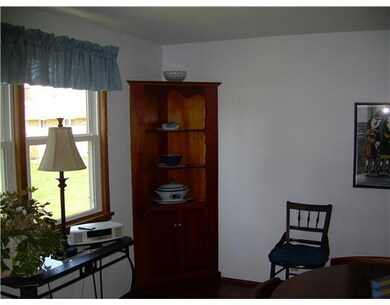 135 E Elm St, Homer City, PA 15748 - photo 4