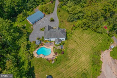 8 Jonathans Ct, Cockeysville, MD 21030 - photo 3