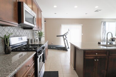 3430 Arrowhead Ct, Rosamond, CA 93560 - photo 7