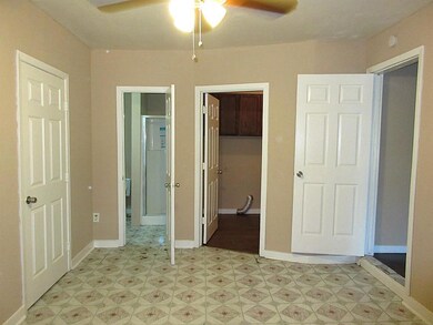 10510 Royal Oaks Dr, Houston, TX 77016 - photo 5