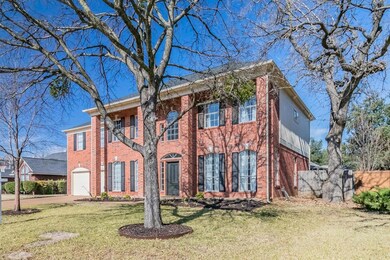 704 Crystal Ln, Hurst, TX 76054 - photo 3