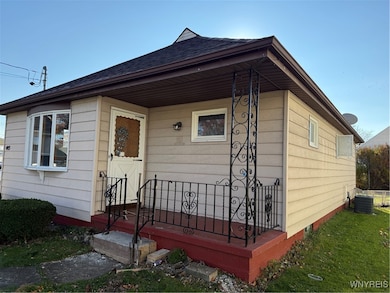 445 Reiman St, Buffalo, NY 14212 - photo 2