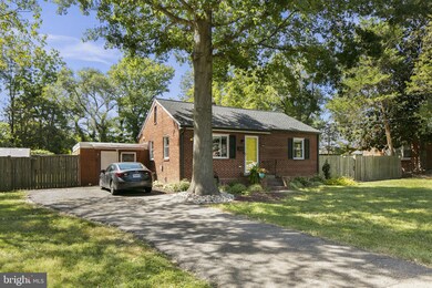 6806 Smithway Dr, Alexandria, VA 22307 - photo 3