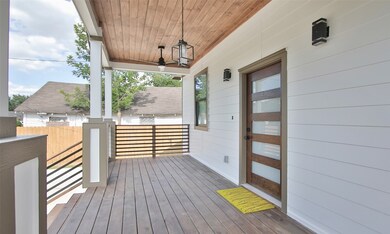 716 Barkley St, Houston, TX 77022 - photo 7