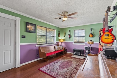 627 S Franklin St, Colbert, OK 74733 - photo 5