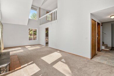 20554CambridgeCt-3