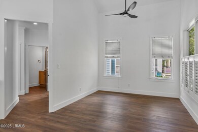 1003 10th St, Port Royal, SC 29935 - photo 4