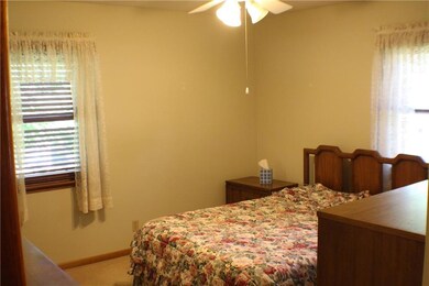 3459 Hillview Rd, Eau Claire, WI 54703 - photo 5