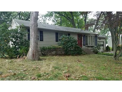 15 Lazywood Ln, Warwick, RI 02889 - photo 2