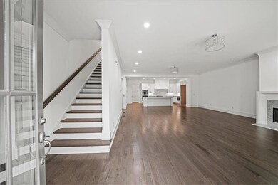 Beautiful and like-new hardwood flooring.