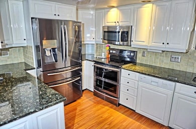 2051 Vista Del Sol Cir unit 201, Lutz, FL 33558 - photo 5