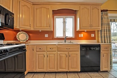 5 Royal Ct, Franklin, MA 02038 - photo 4