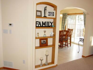 1621 Rider Rd, Grand Forks, ND 58201 - photo 6