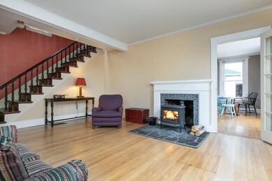 25 Cushing St Brunswick ME-large-008-051