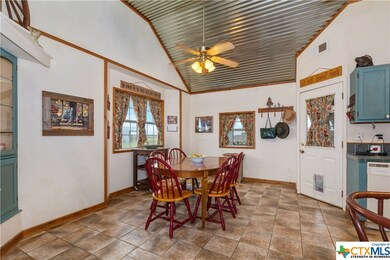 160 Private Road 819, Troy, TX 76579 - photo 7