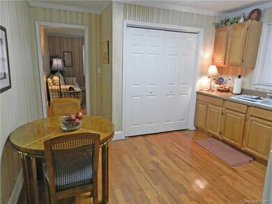 Front home. Kitchen