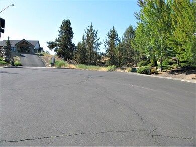 2561 SW 43rd Ct, Redmond, OR 97756 - photo 7