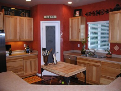 Kitchen & Pantry