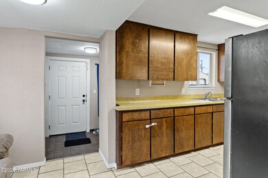 923S10th_09