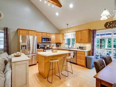 8 Chippewa St, Hubbardston, MA 01452 - photo 5