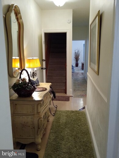 244 Mauch Chunk St, Tamaqua, PA 18252 - photo 6