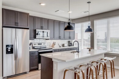 3900 Commerce St unit 606, Dallas, TX 75226 - photo 4