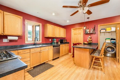 33 Camp St, Barre, VT 05641 - photo 5