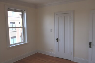 132 N Haven Rd unit 2W, Elmhurst, IL 60126 - photo 6