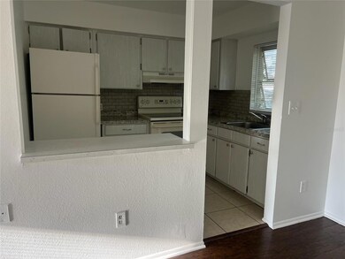 8325 7th Way N unit 10, St. Petersburg, FL 33702 - photo 6