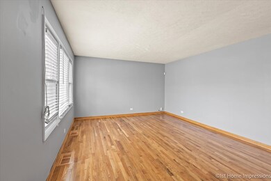 17831 Harvard Ln, Country Club Hills, IL 60478 - photo 2