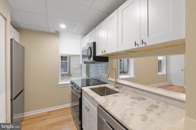 1716 Wallace St unit 202, Philadelphia, PA 19130 - photo 4