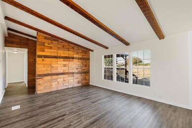 5808 Blackburn Dr, Joshua, TX 76058 - photo 7