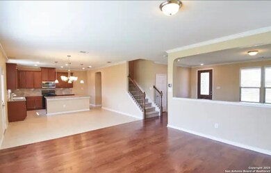 223 Anchor Bluff, Universal City, TX 78148 - photo 6