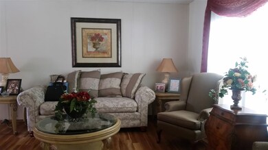 1412 Broken Bow Ct, Perry, FL 32347 - photo 2