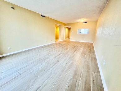 One Laurel Place Condominiums unit 608, Tampa, FL 33602 - photo 6