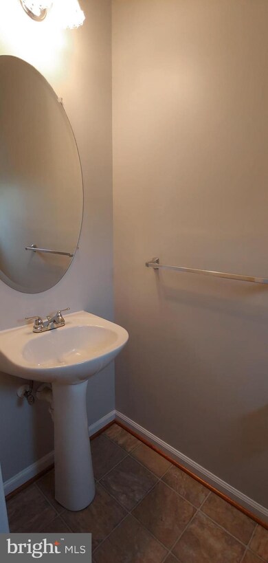 2501 Revere Ct unit 32E, Crofton, MD 21114 - photo 7