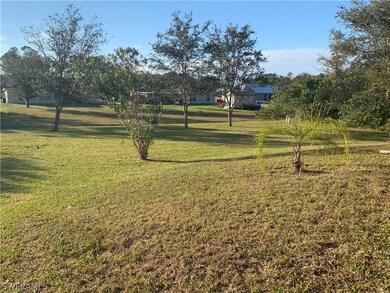 150 Viewpoint Dr, Lehigh Acres, FL 33972 - photo 2
