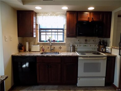 2872 Springhaven Place, Macungie, PA 18062 - photo 4