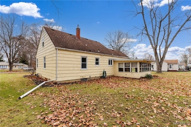 1219 Parkview Dr, North Tonawanda, NY 14120 - photo 5