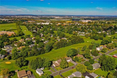 1456 S Krocks Rd, Allentown, PA 18106 - photo 4