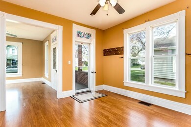 347 W 9th St, Auburn, IN 46706 - photo 4