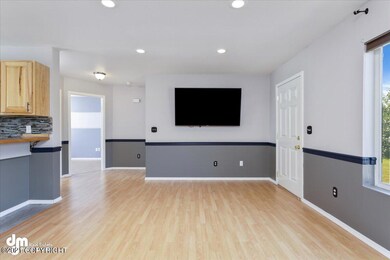 04-Living Room-1060