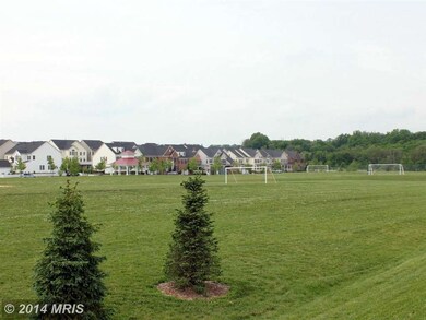 11704 Emerald Green Dr, Clarksburg, MD 20871 - photo 6