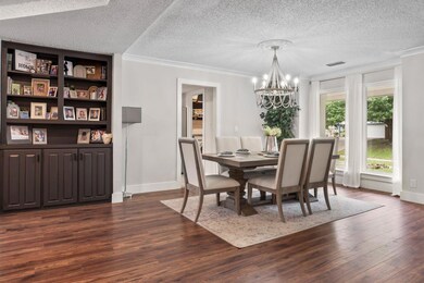 3209 Clear View Dr E, Bedford, TX 76021 - photo 3