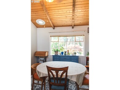 3109 Marigold St, Longview, WA 98632 - photo 6