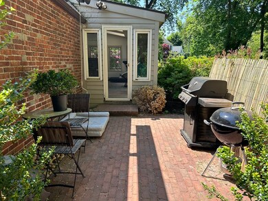 20 Tappan Rd, Wellesley, MA 02482 - photo 2