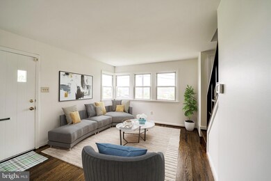 6936 University Dr, Alexandria, VA 22307 - photo 4