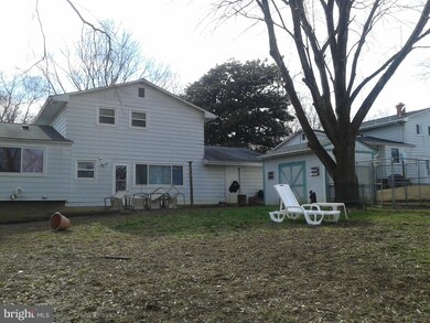 13208 Chalfont Ave, Fort Washington, MD 20744 - photo 3